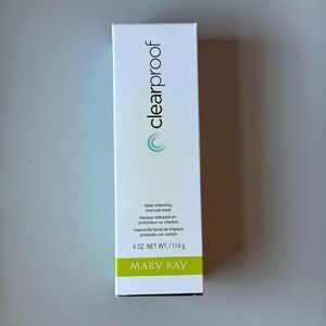 Mary Kay Clearproof Deep-Cleansing Charcoal Mask - White and Green